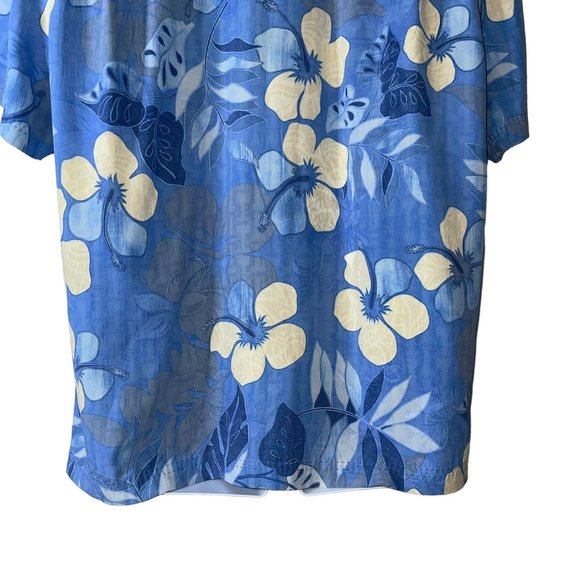 Tommy Bahama Hawaiian Button up Shirts Men's Size L Blue Floral Beach Vacation - Picture 8 of 10
